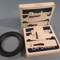 Lot of (2) Parker 4QTR15 Single Lip Spring Loaded Clipper Oil Seal 10044 H1L5