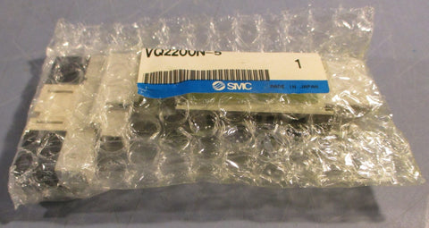 SMC VQ2200N-5 Pneumatic 5 Port Solenoid Valve 0.1-0.7 Mpa Sealed