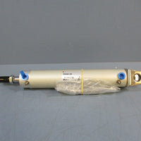 SMC NCDGDA320550 Air Cylinder 32 mm Bore 145 PSI 5.50 Stroke NEW
