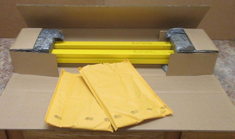 Set of 2 Sick Optic C40E-0601AN310 Light Curtain C4000 ECO 80 Beams 28" Long NIB