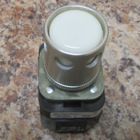 Allen Bradley Bulletin 800TPAH16WD1 White Illuminated Push Button Ser T 120 V