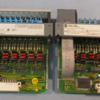 LOT OF (2) ALLEN BRADLEY 1746-OB16 SLC 500 OUTPUT MODULE SERIES C 10-50VDC