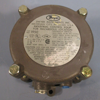 Dwyer Pressure Differential Switch 1950102F