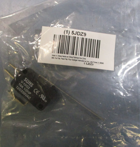 (Lot of 8) Grainger Approved 5JDZ9 Mini Snap Action Switch 10A 1/2HP 125/250VAC