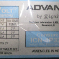 (Lot of 5 Electronic Ballasts (2) Sylvania QHE 3x32T8/UNV ISHSC & (3) Advance