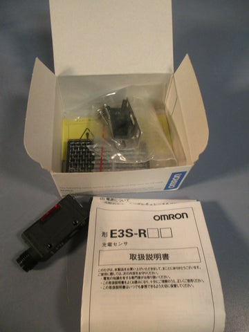 OMRON Photoelectric Sensor 10 to 30 VDC E3SR67