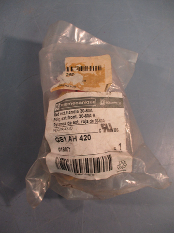 Telemecanique/Square D GS1AH420 Red Disconnect/Operator Switch Handle 30-60A