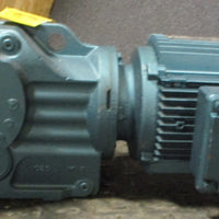 Sew Eurodrive KT67TDT90L4-KS Gearmotor DFT90L4-KS 60.66:1 2 HP 1720 RPM NOS