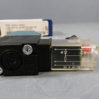 NIB MAC DMBDDDJ1KD1 Solenoid Valve Block 24VDC 7.3W
