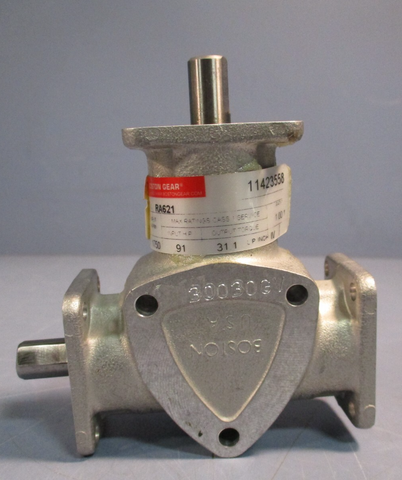 BOSTON GEAR 11423558 Spiral Bevel Rear Drive, 1750 RPM 1:1 Ratio .91 HP, RA621