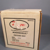 Dwyer Magnehelic 4" Differential Pressure Gauge 02 Inches Of Water Model: 2002