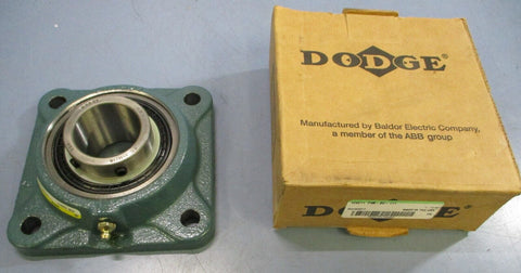 Dodge 124211 F4B-SC-111 4 Bolt Flange Bearing 1 11/16" Bore