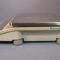 Mettler Toledo PG8000-S Precision Balance Scale 1 - 8100 g, D = 1 g