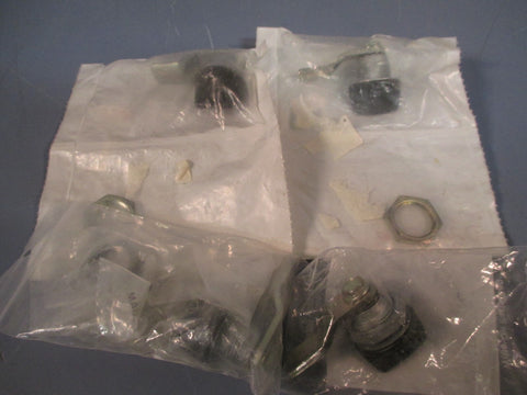 SOUTHCO QUAD LATCH FASTENER LOT OF 4 E51125040 887697