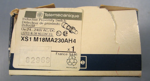 Telemecanique Inductive Proximity Switch XS1 M18MA230AH4 240V NIB