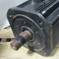 Lenze 3 Phase MDSKABS11222 Servo Motor 6.4 kW, 2490 RPM, 11/2" Shaft