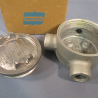 CrouseHinds Conduit Outlet Box w/ Cover 1/2" NPT GUAX16