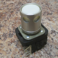 Allen Bradley Bulletin 800TPAH16WD1 White Illuminated Push Button Ser T 120 V