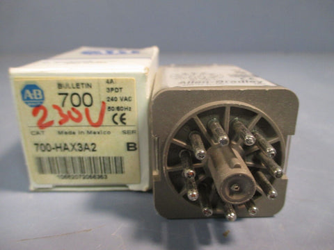 ALLEN-BRADLEY Tube Base General Purpose Relay 240 V AC 50/60 Hz Ser B 700-HAX3A2