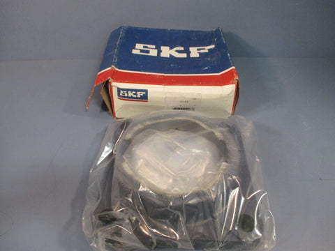 SKF  4-Bolt Flange Mount Bearing/Housing FY-516