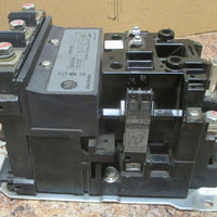 Allen Bradley 500FEO*930 Size 4 Contactor Starter Ser A 135 Amp CE236 Coil Used