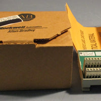 Allen Bradley 1492AIFM6S3 Ser A Iso Feed Through Analog interface Module