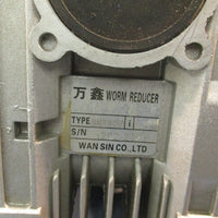 Qin Wei 220/380 V Motor PD0823009 w/ Wan Sin Worm Reducer NMRW050 S/N 12022581