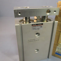 SMC Dual Rod Air Cylinder w/Slide Bearing CXSM3240XC18