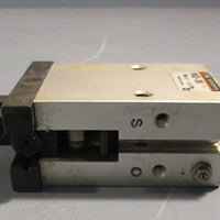 SMC MHQ225D Press 0.10.6 Double Acting Pneumatic Air Gripper
