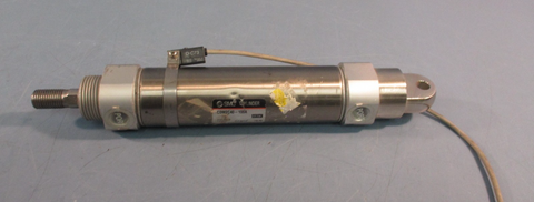 SMC PNEUMATIC CYLINDER 145PSI 40MM BORE 100MM STROKE, CDM2C40100A