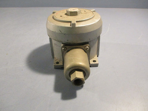 United Electric Type J110D 7553 Pressure Switch 0-20 PSI Range