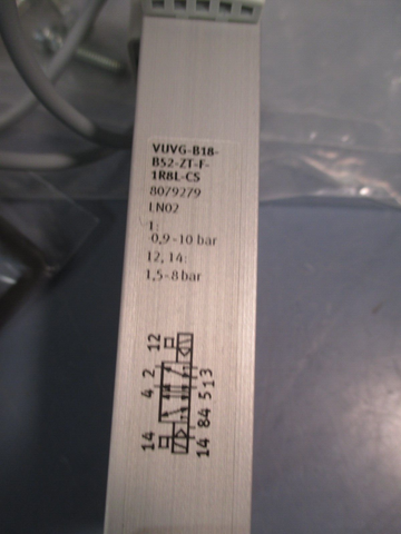 FESTO 5/2 Way Solenoid Valve VUVGB18B52ZTF1R8LCS