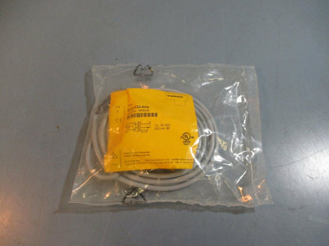 TURCK SI15-K30-AP6 Inductive Slot Sensor DC 3-wire 10-30 VDC FACTORY SEALED