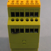 PILZ 774502 PNOZ XV2 3/24VDC 4.5W 2n/o 2n/ot Safety Relay