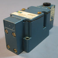 MAC Valve Inc. 6211C517PM110DA Solenoid Valve w/ PMC110DABE Attached Used