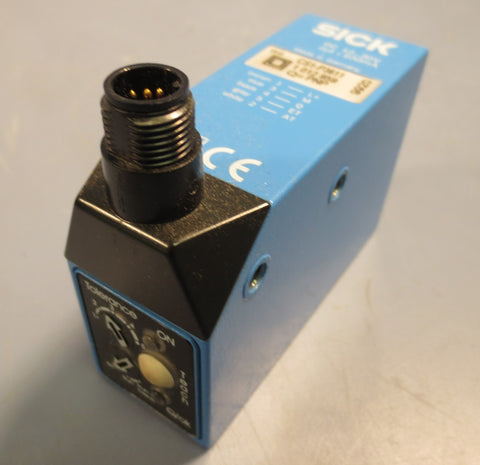 Sick Photoelectric Colormark Sensor Model CS1P3611 1 012 859 QPNP DC 1230V