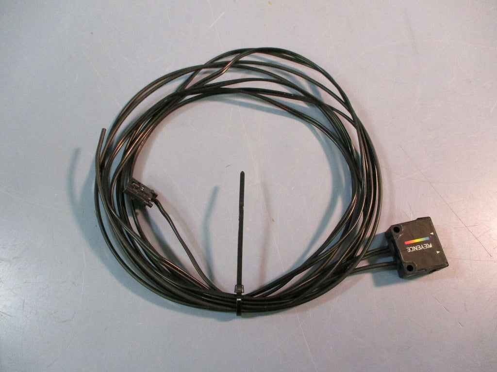 Keyence Photoelectric Reflective Fiber Optic Sensor CZ-H35S Used