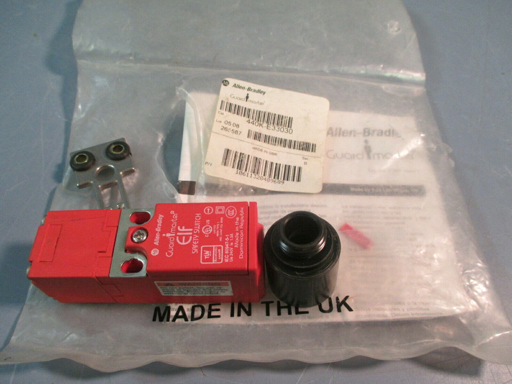 Allen Bradley Guard Master Safety Switch Ser. B 440K-E33030 | ETech Surplus