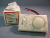 ROBERTSHAW LINE VOLTAGE THERMOSTAT WITH THERMOMETER ITEM NUMBER 803