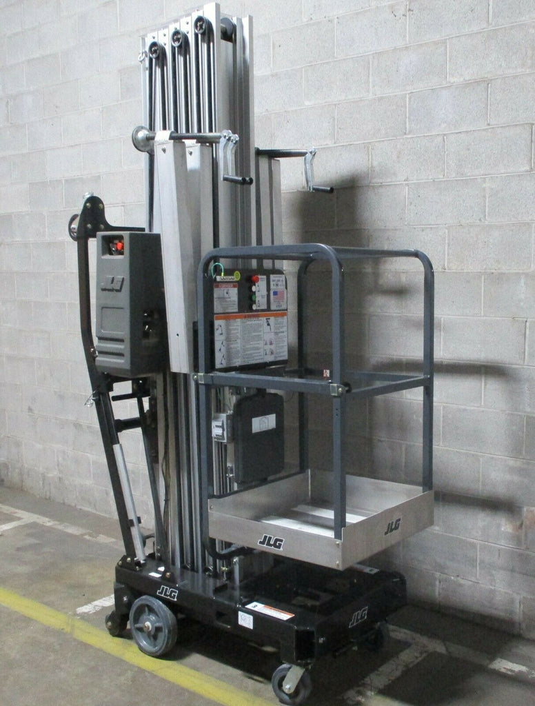 JLG 41AM Man Lift, Vertical Mast Aerial Electric Ladder 41.8 Ft Height