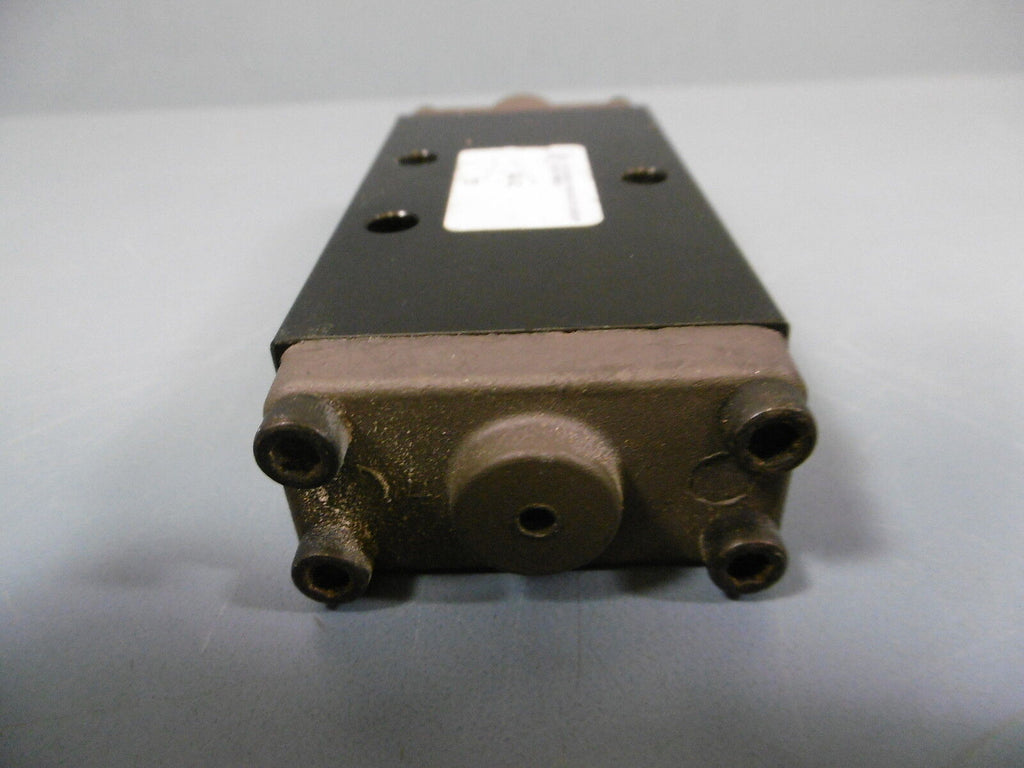 Automation Products Group 4142 Oil Spray Valve 3/8" Port 4 Way eTech