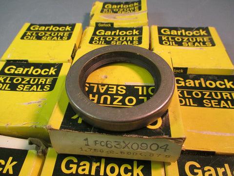 Garlock Klozure Oil Seals 63 x 0904 Lot of Eleven