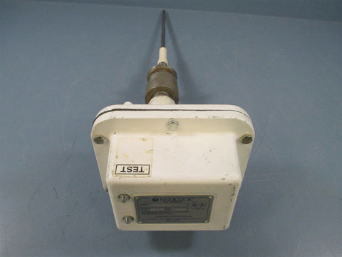 Bindicator RF92C2G1A RF Series Level Sensor - Used