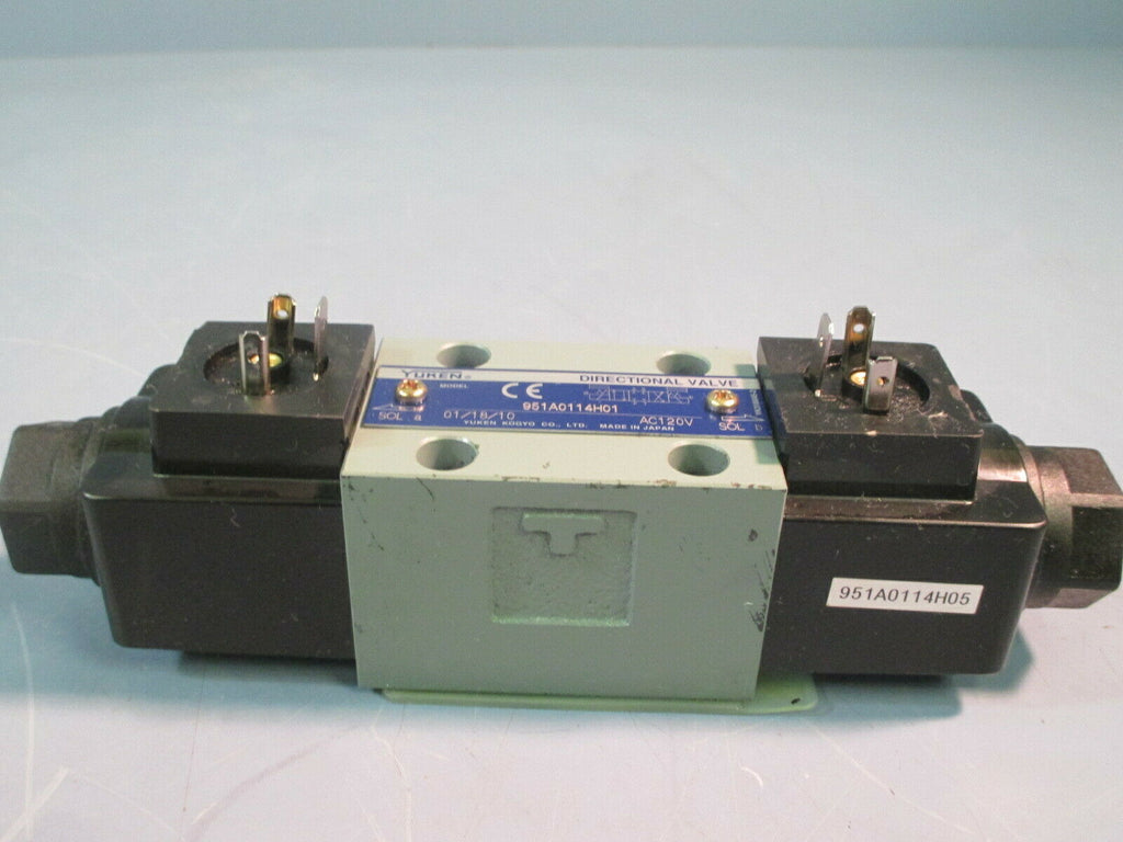 Yuken Directional Valve 951A0113H01 eTech Surplus