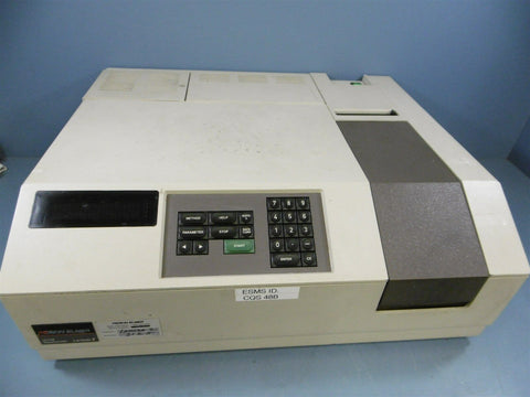 Perkin Elmer UV/VIS Spectrometer Lambda 2 Spectrometer Powers On