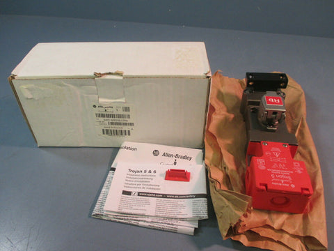 Allen-Bradley Guardmaster 440T-MSSSE22RB Slamlock Key Interlock Switch Ser A