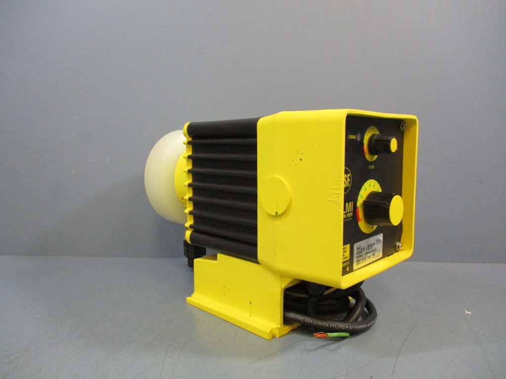 LMI C132-25T Electromagnetic Dosing Pump 230Vac 50/60Hz 1.70A 60PSI Us ...