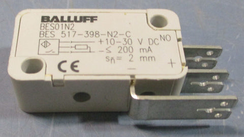 Balluff BES01MK Proximity Sensor BES 517-351-N2-C 10-30VDC 200mA Sn=2mm
