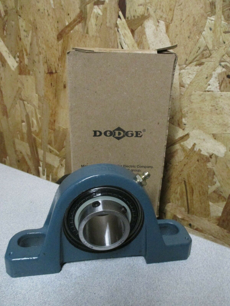 DODGE PILLOW BLOCK BEARING 11/4" BORE 123170 P2BSC104S eTech Surplus
