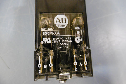 NIB Allen Bradley 800MR-16HA2BRA Small Round Illuminated Selector Switch